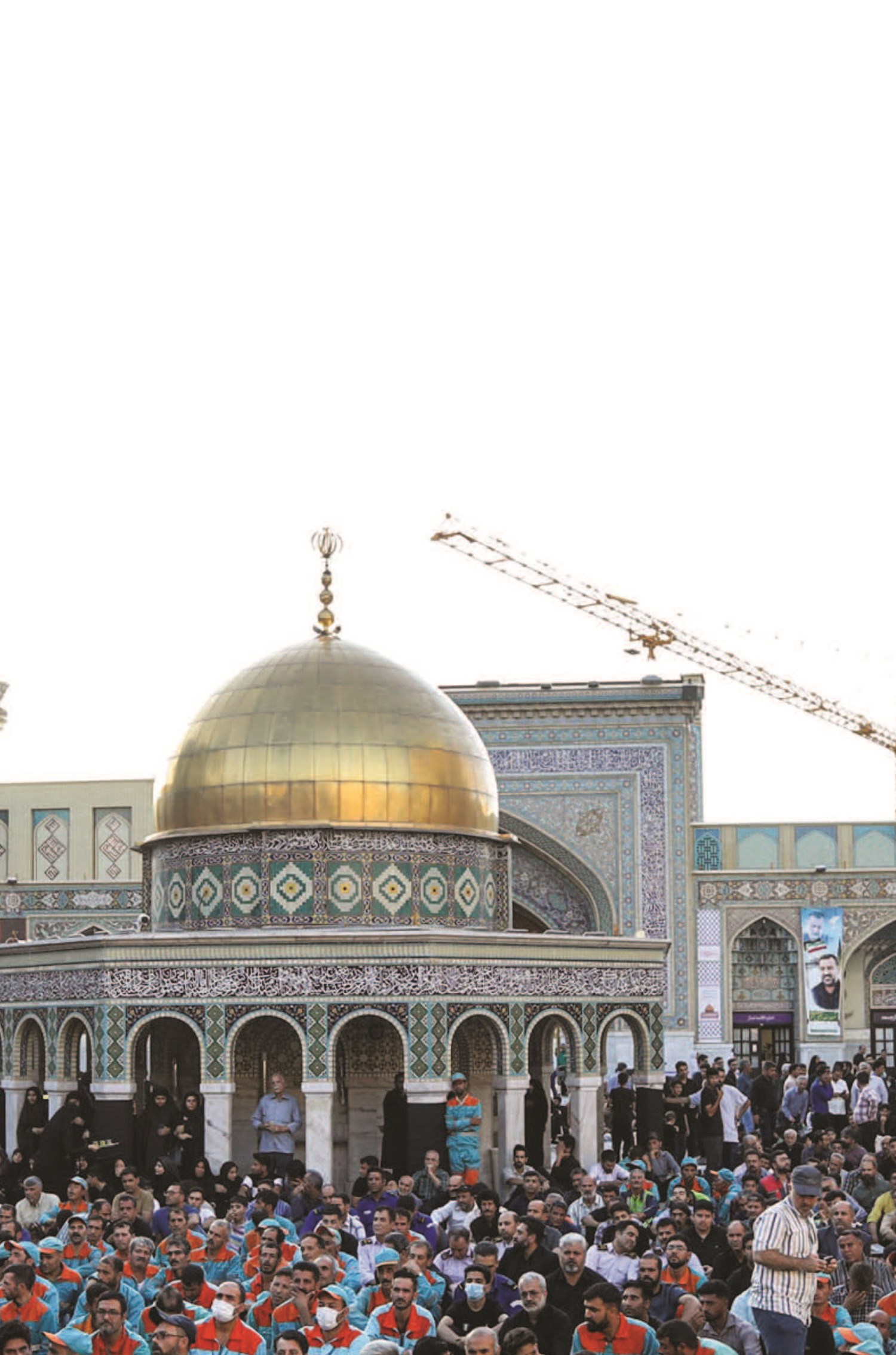 «اذن خدمت» به زائران اربعین حسینی در حرم امام مهربانی‌ها